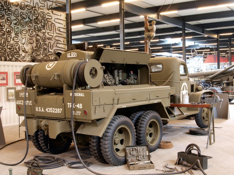 G-508 6x6 GMC CCKW-353-2 Air Compressor truck pic2