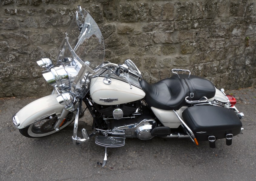 Harley-Davidson 