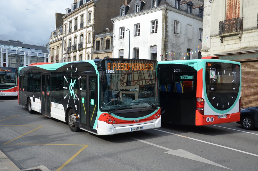 Heuliez GX 327 n°12052 KICEO Hôtel de Ville