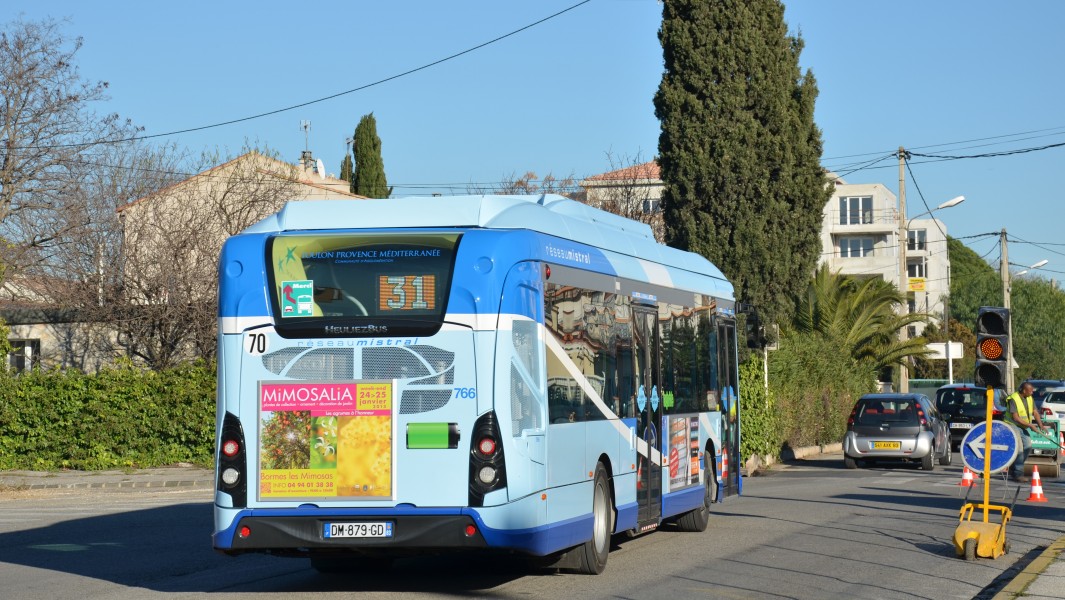 Heuliez GX 337 (Hybride) n°766 RÉSEAU MISTRAL Coupiane