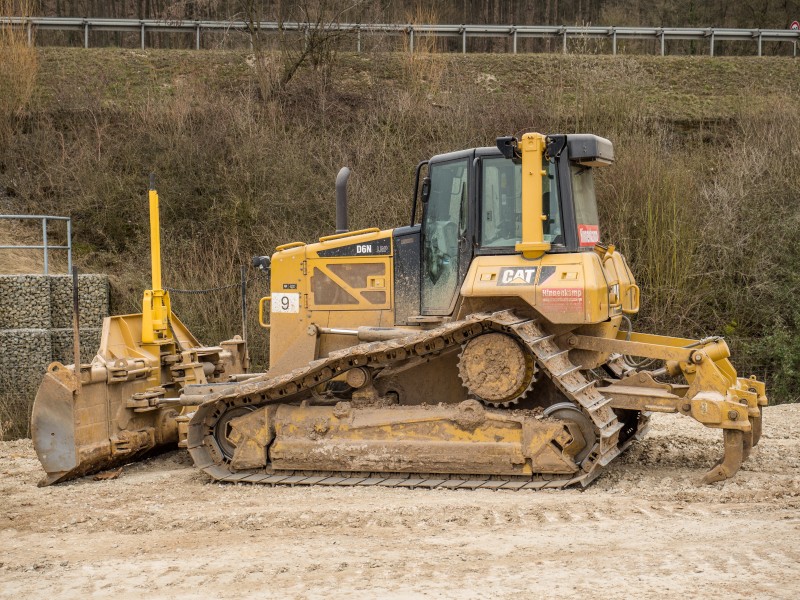 ICE-Baustelle-Caterpillar D6N-P3209724