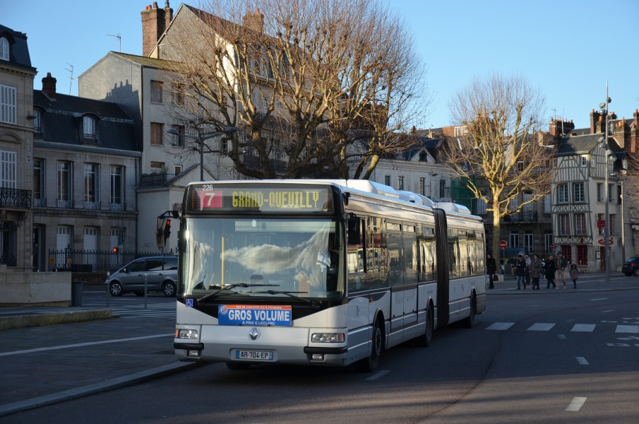 Irisbus Agora L n°226 Hôtel de Ville ASTUCE - Florian Fèvre