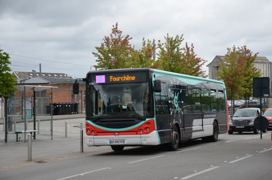 Irisbus Citelis 12 n°176 KICEO Gare SNCF