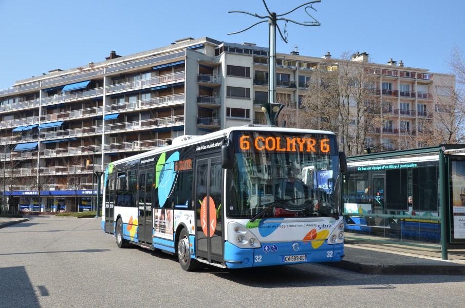 Irisbus Citelis 12 n°32 SIBRA Gare Pôle d'échanges - Florian Fèvre
