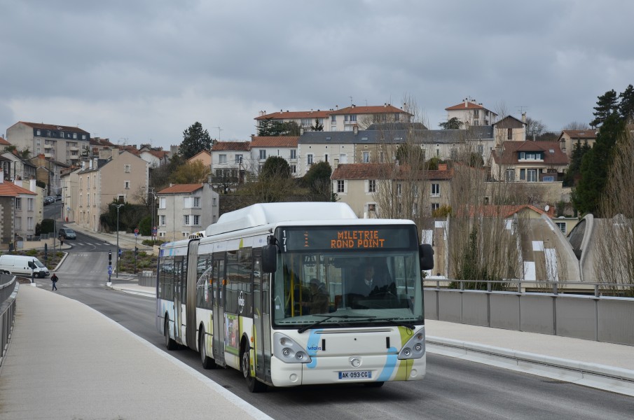 Irisbus Citelis 18 n°171 VITALIS Gare SNCF (Léon Blum) - Florian Fèvre