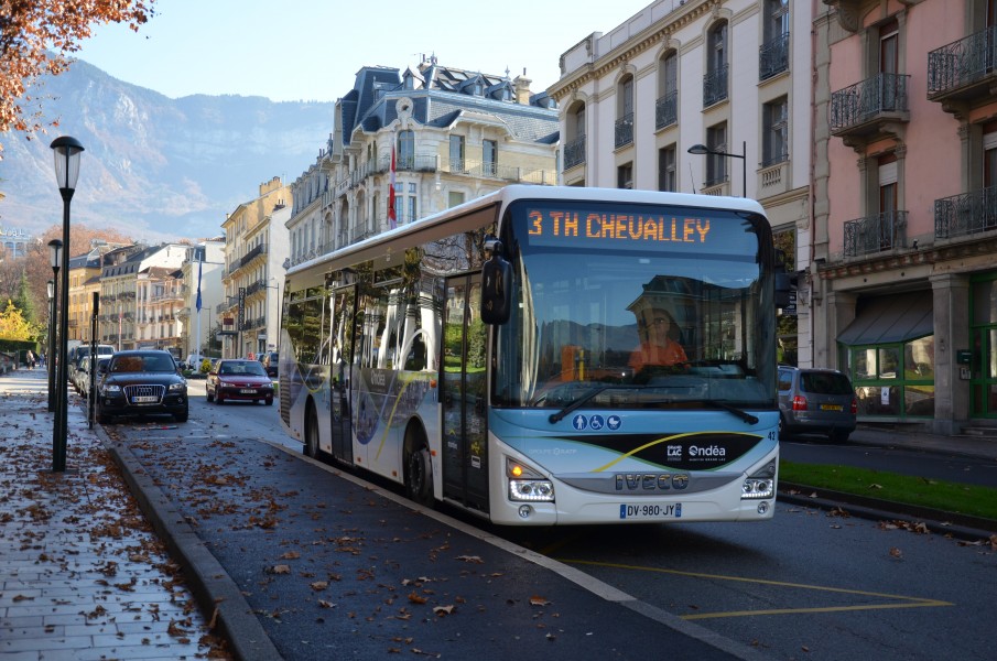 Iveco Bus Crossway LE n°42 ONDEA Gare SNCF