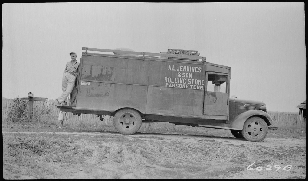 Jennings, Al ^amp, Son, Rolling Store - NARA - 280629