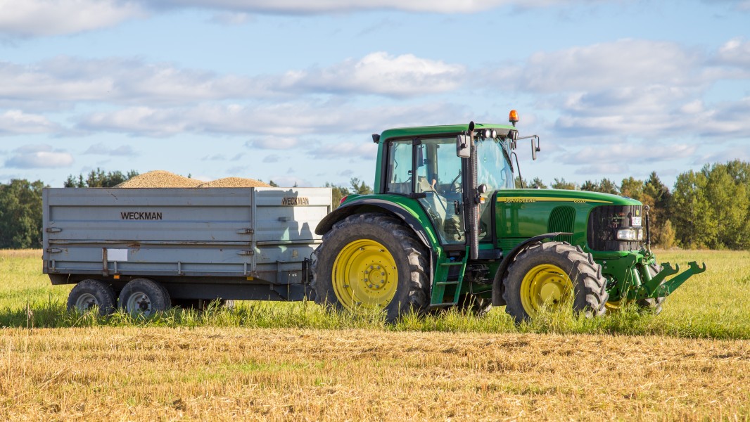 John Deere 6620 Västerby 01