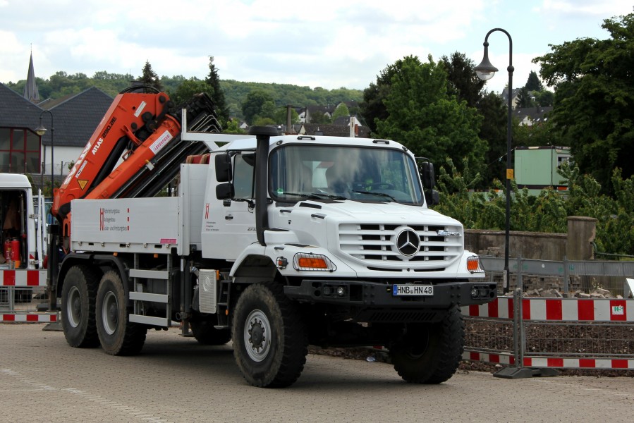 Mercedes-Benz Zetros 2733 (2015-05-21 a)