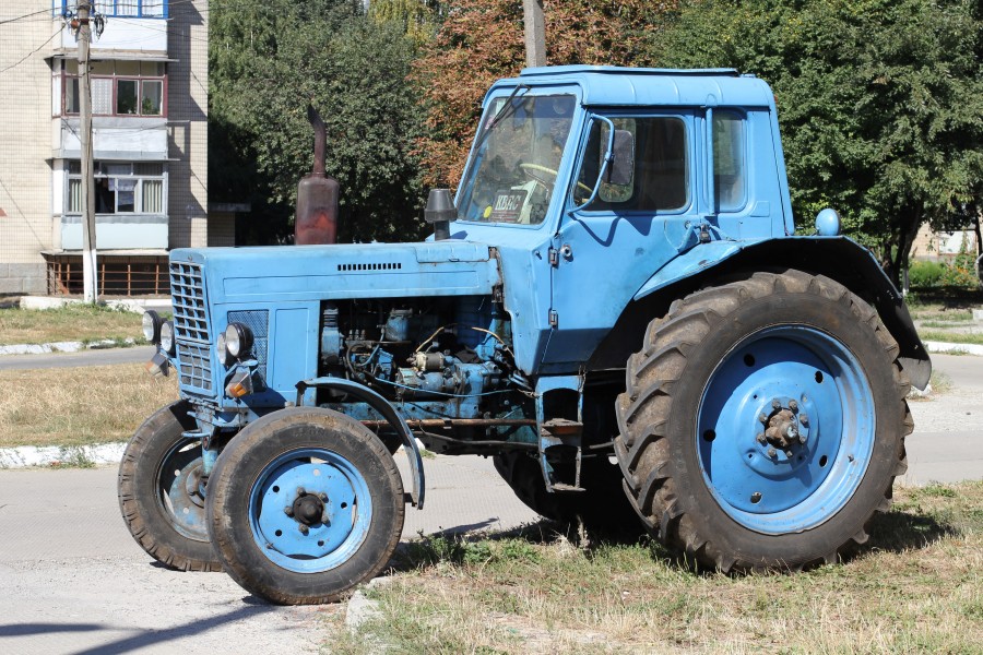 MTZ-80 tractor 2011 G1