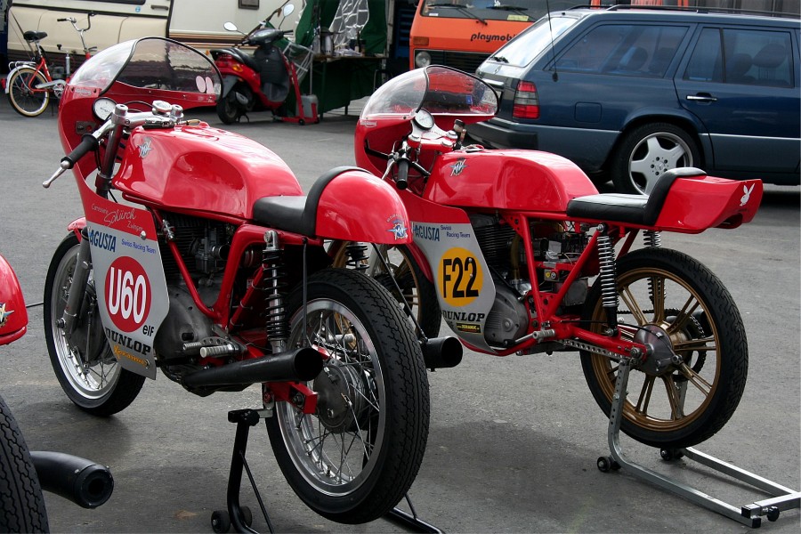 MV Agusta Corsa, 350 cm³, Bj. 67, u. Corsa, 350 cm³, Bj. 72