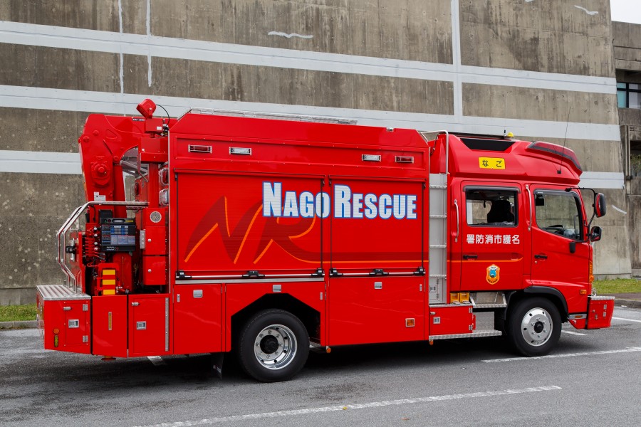 Nago Okinawa Morita-Fire-Fighting-Truck-01