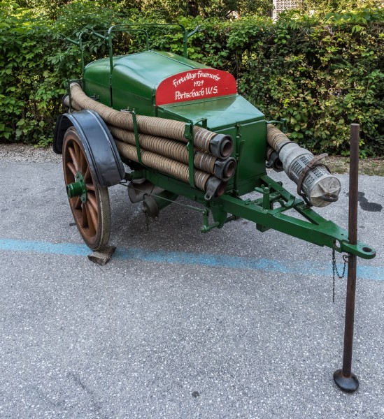 Pörtschach Karlstraße Freiwillige Feuerwehr historisches Löschfahrzeug 26082017 0549