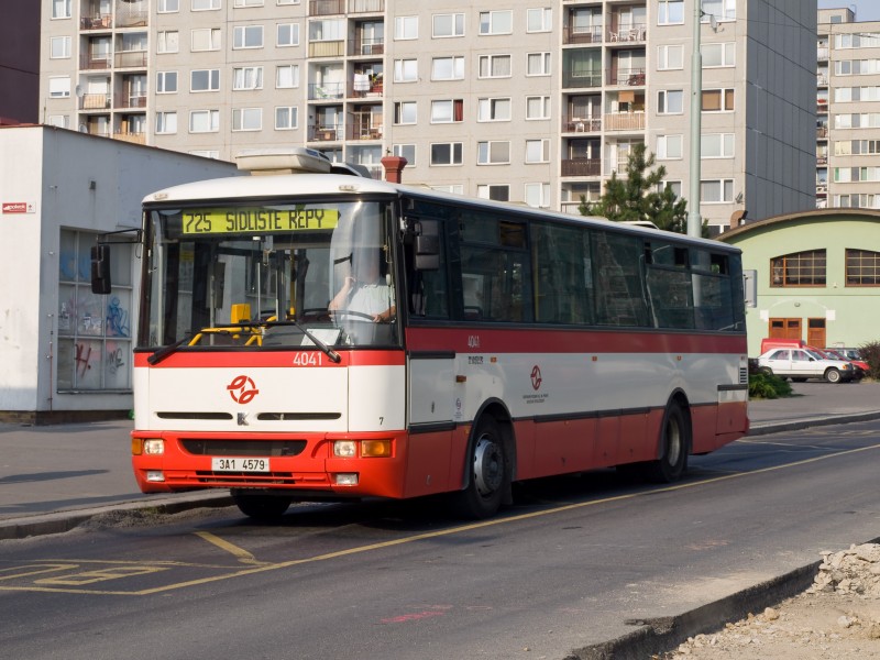 Reko TT Anděl - Sídliště Řepy, Blatiny, linka 725 stanicuje