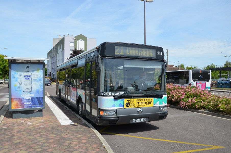 Renault Agora S n°214 TCAT - Chartreux