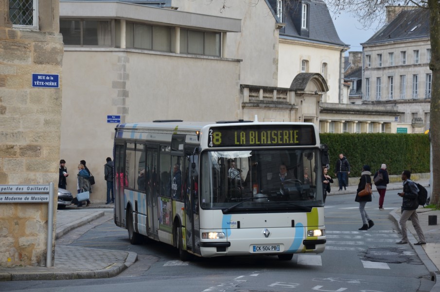 Renault Agora S n°214 VITALIS Pôle Notre-Dame