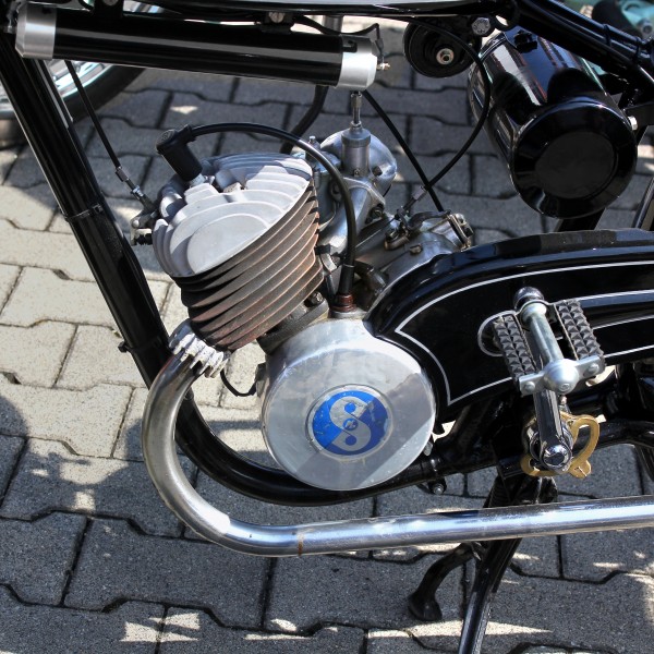 Sachs 98 cc 1952 Einbaumotor, links (2018-06-03 Sp 2)