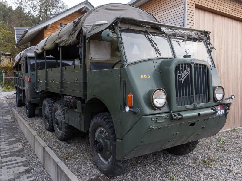 Saurer M6 geländegängiger Lastwagen (gebaut 1940-1946)