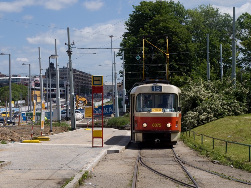 Smyčka Špejchar, Tatra T3M na výstupní pozici