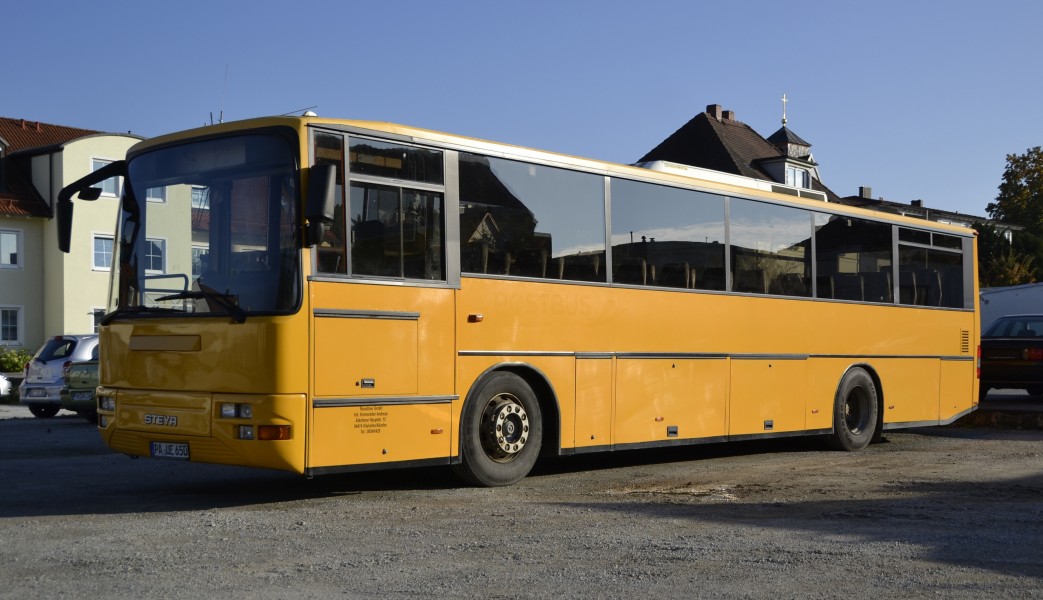 Steyr coach in Vilshofen a.d. Donau, Bavaria -02