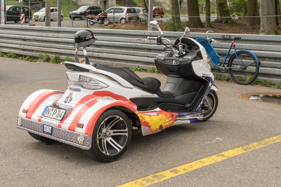 Trike - decorated with printed foil