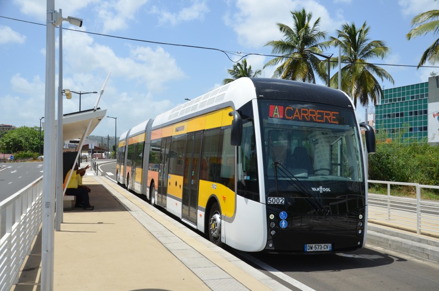 Van Hool ExquiCity 24 n°5002 - FDF Almadies (Martinique)