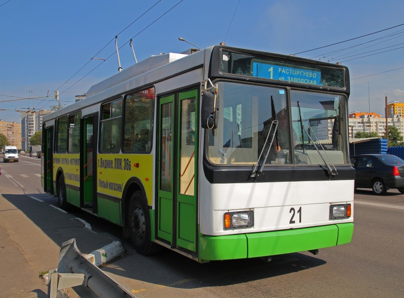 Vidnoe LenKomsomola Street - Trolley04