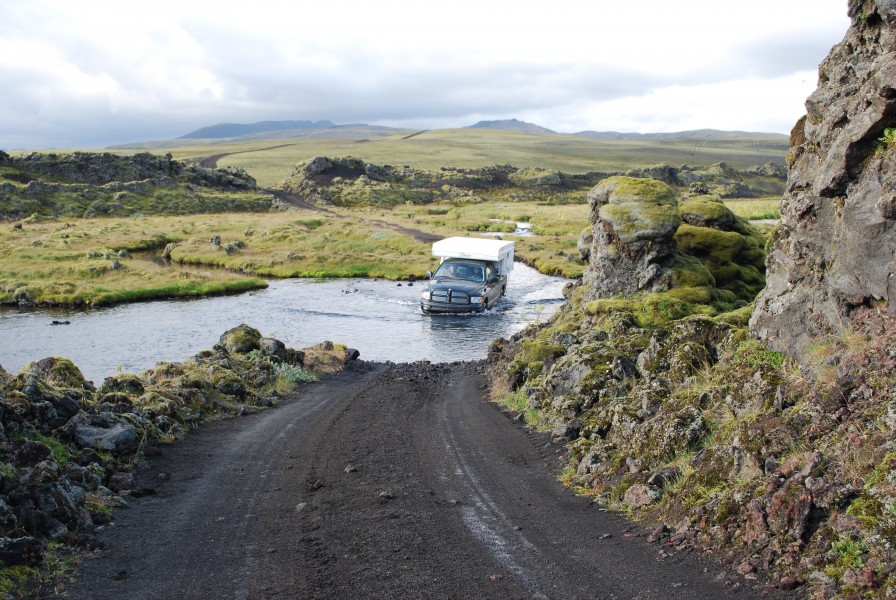 Wading by car on Iceland (1)