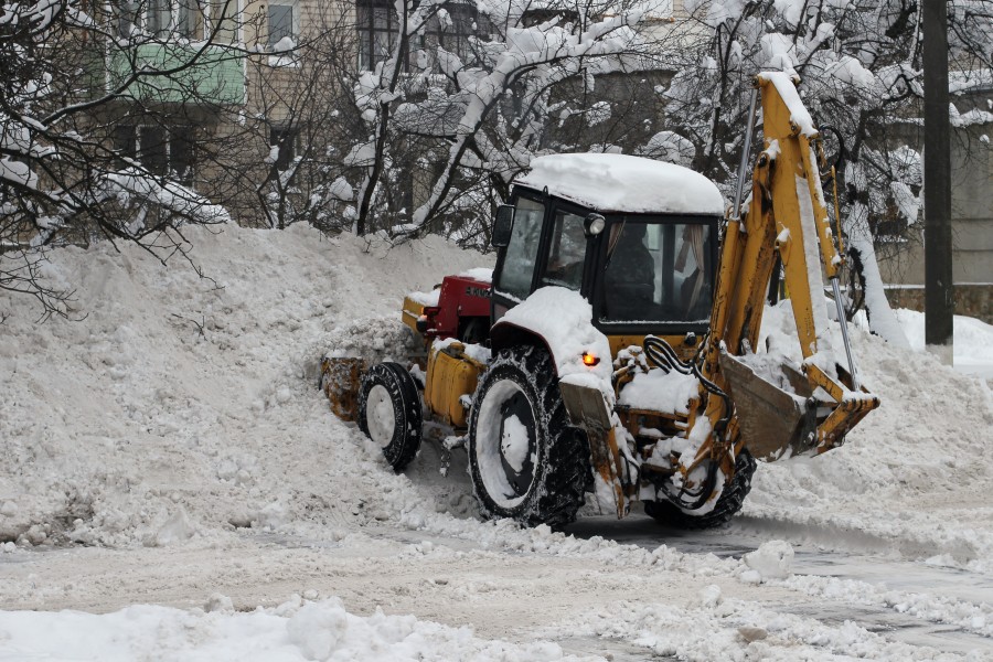 YuMZ-6AKM 40 tractor 2012 G1