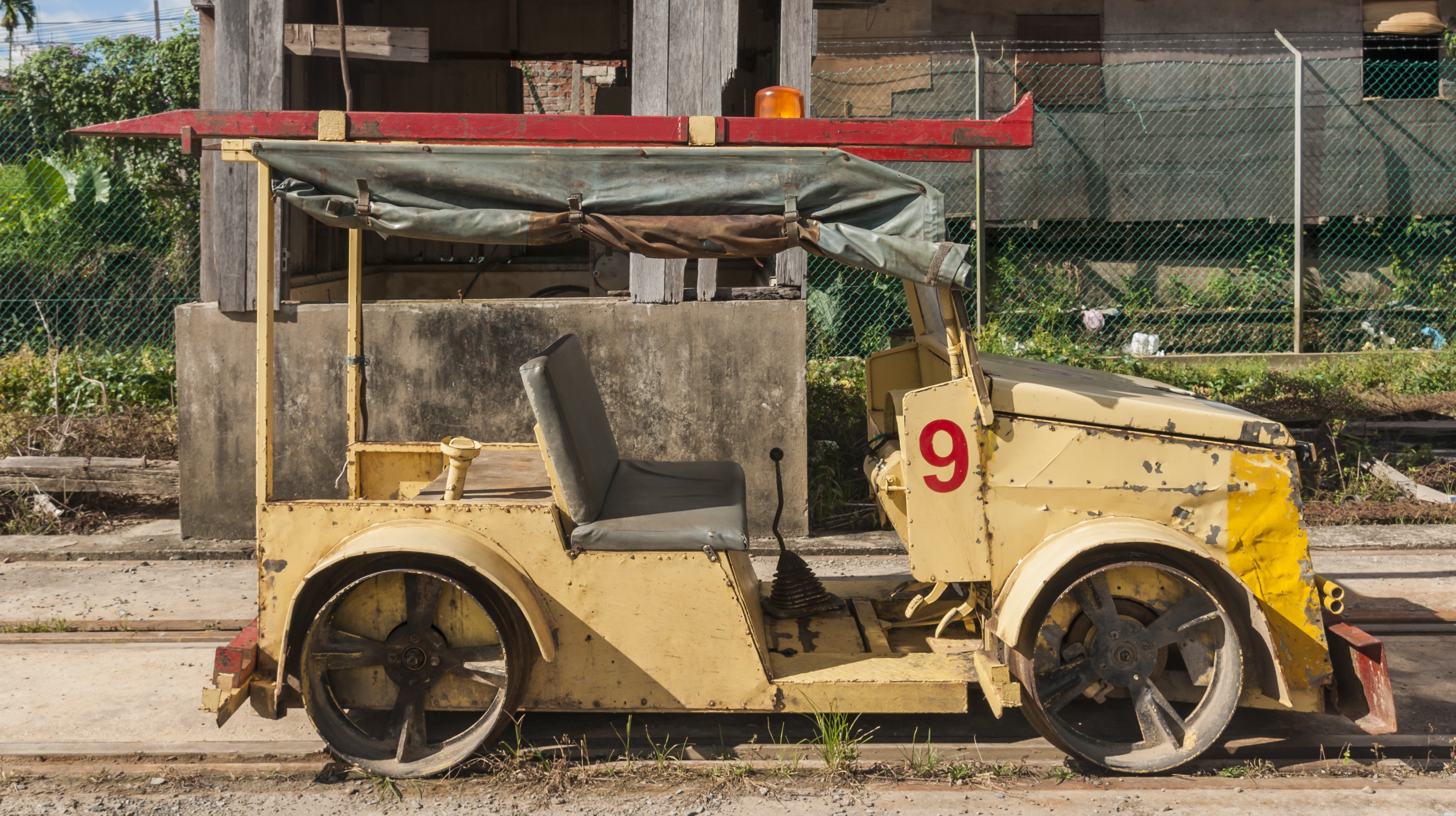 SabahStateRailway-SpecialCars-Railjeep9-04