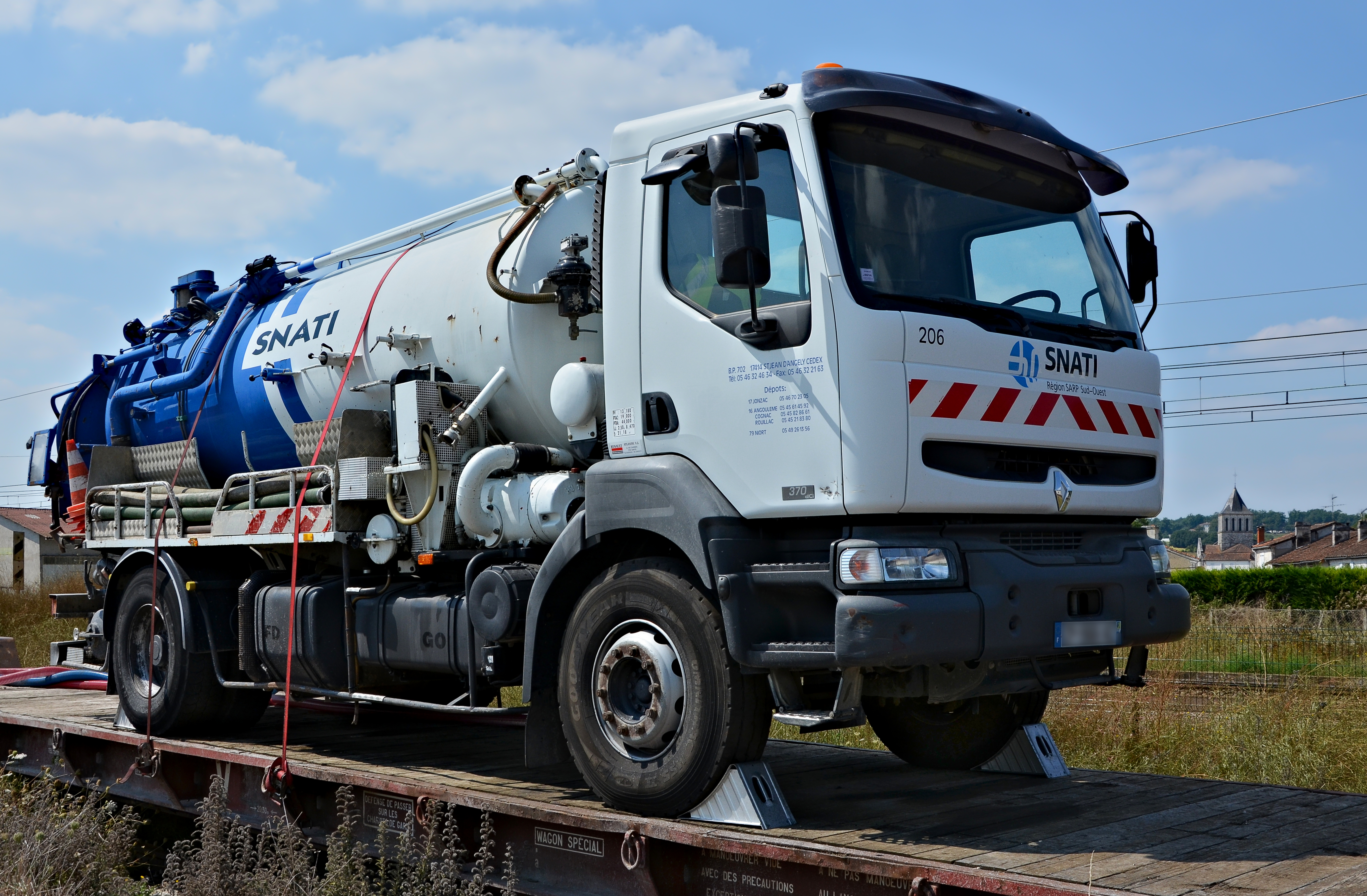 Saint-Amant 16 Renault 370 dci 2013