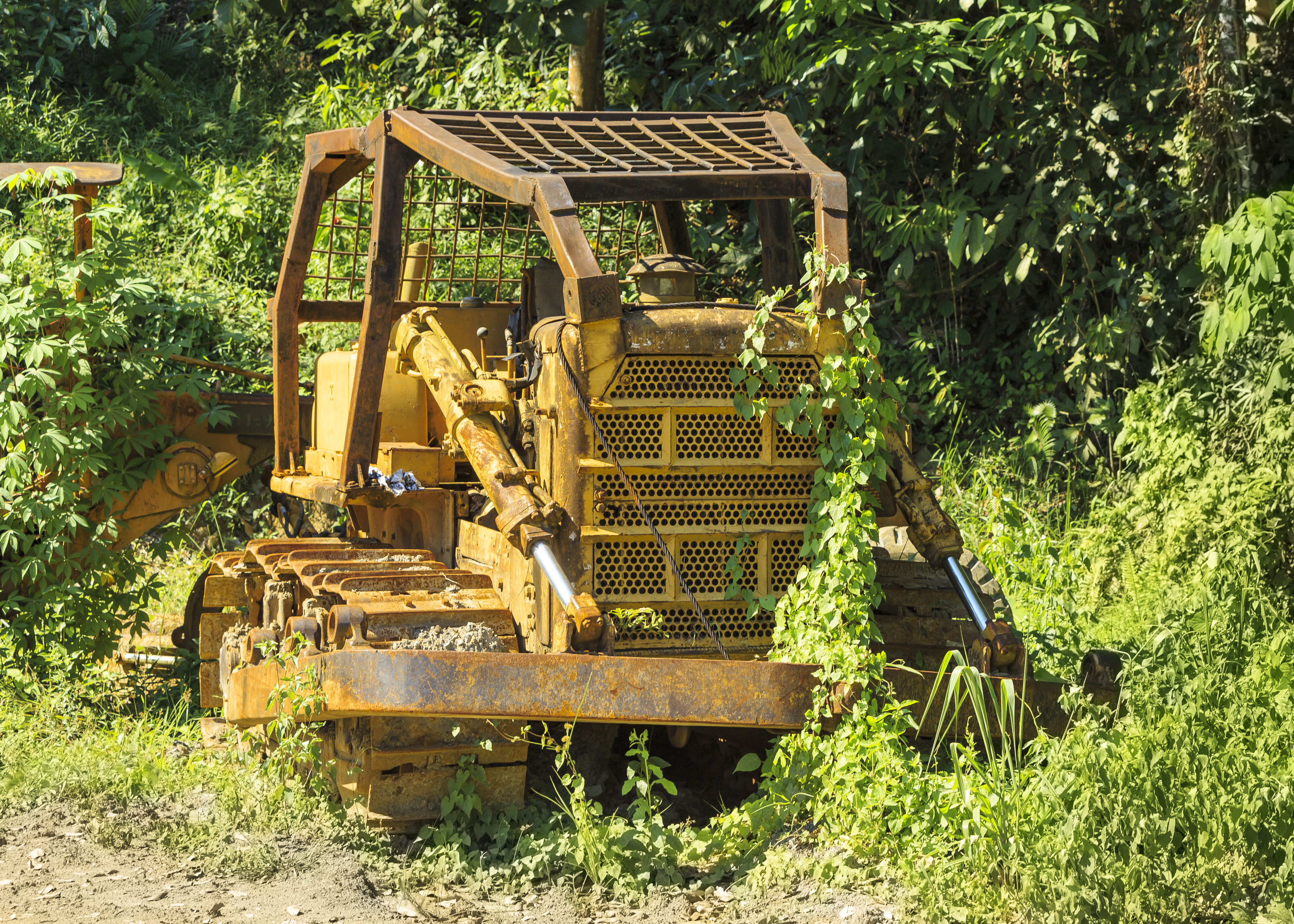 Sandakan Sabah Construction-machines-scrapyard-02