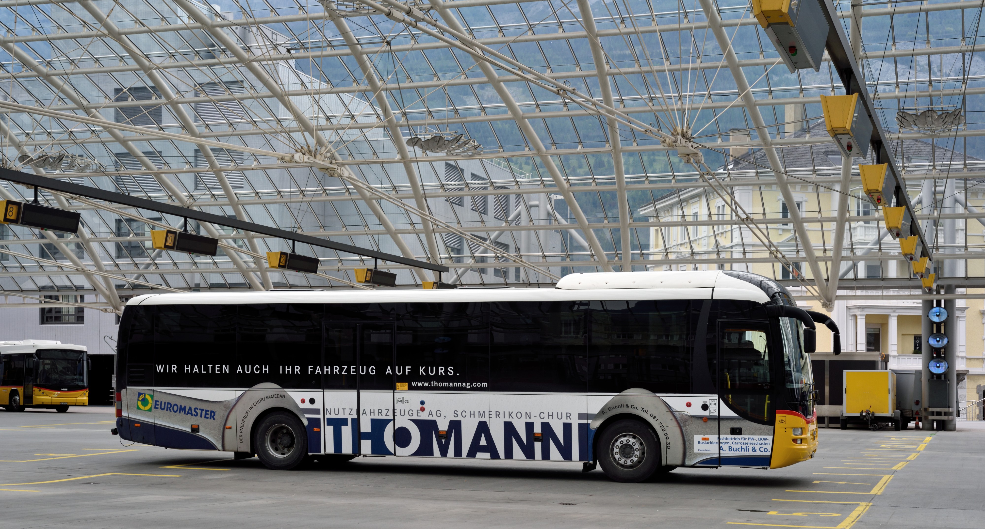 Chur Busbahnhof mit Bus