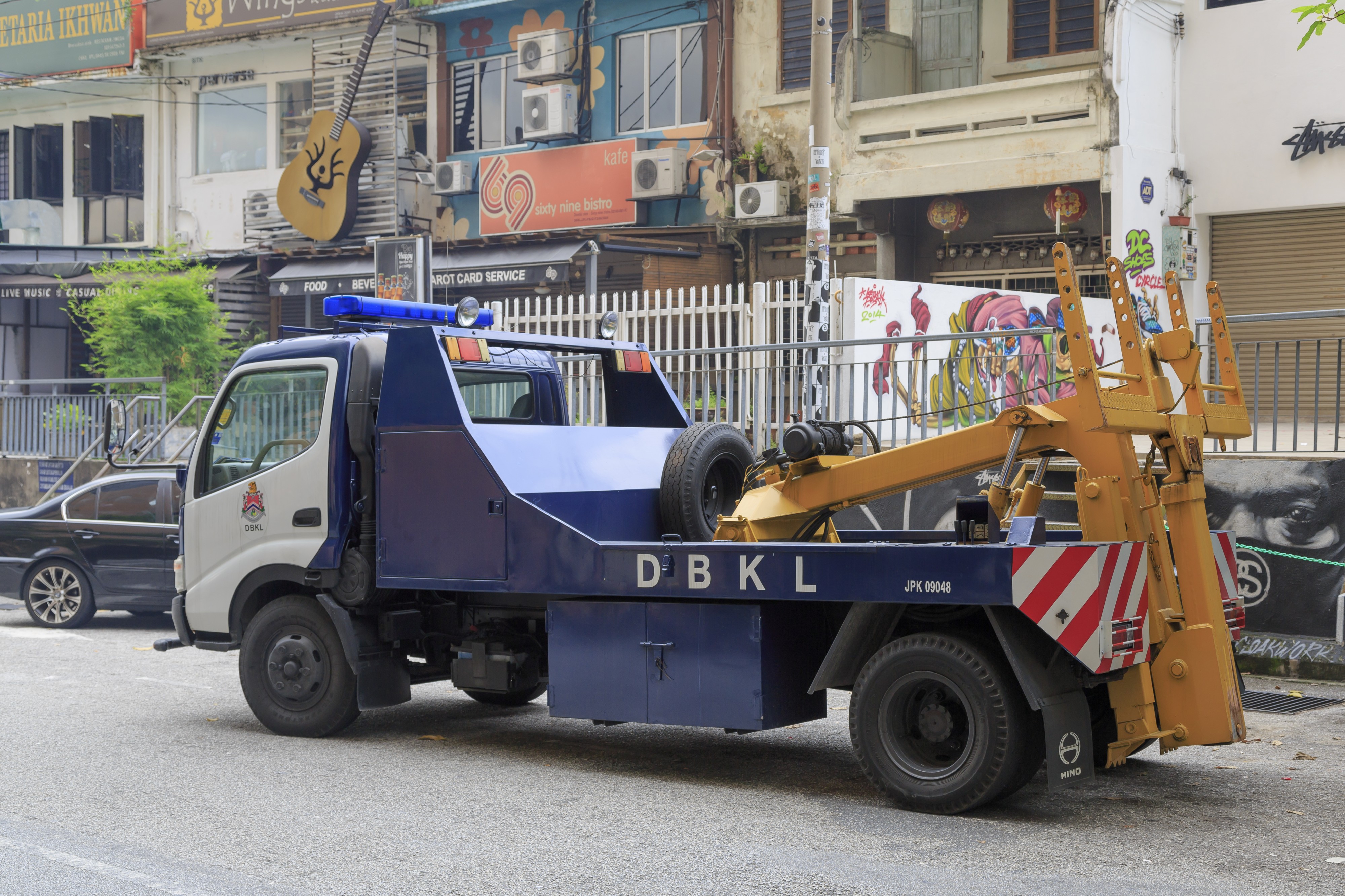 Kuala Lumpur Malaysia Tow-truck-01