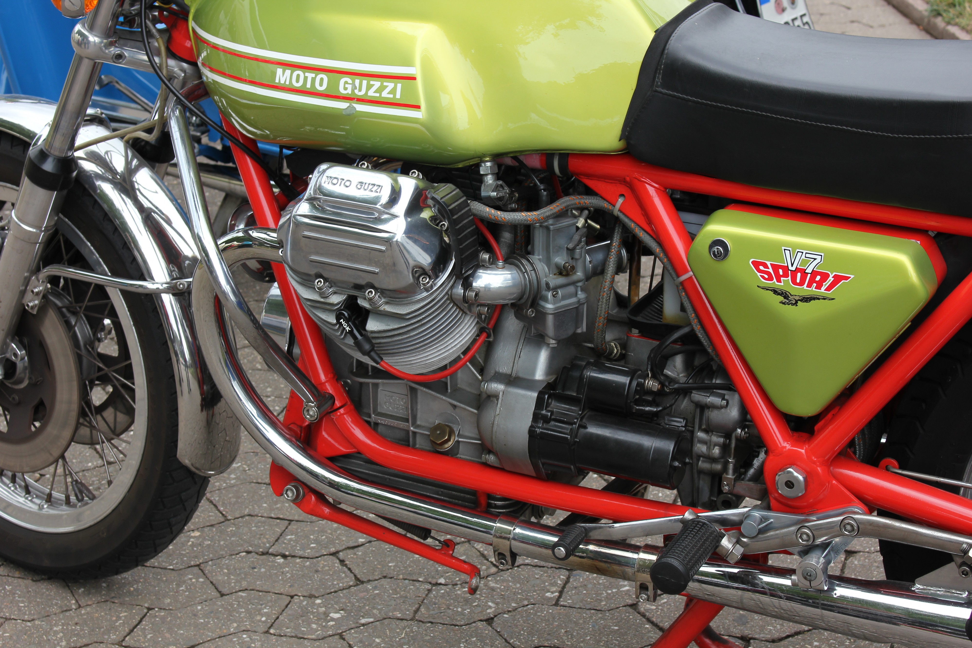 Moto Guzzi V 7, Bj. 1973, Motor links (2017-07-02 Sp)