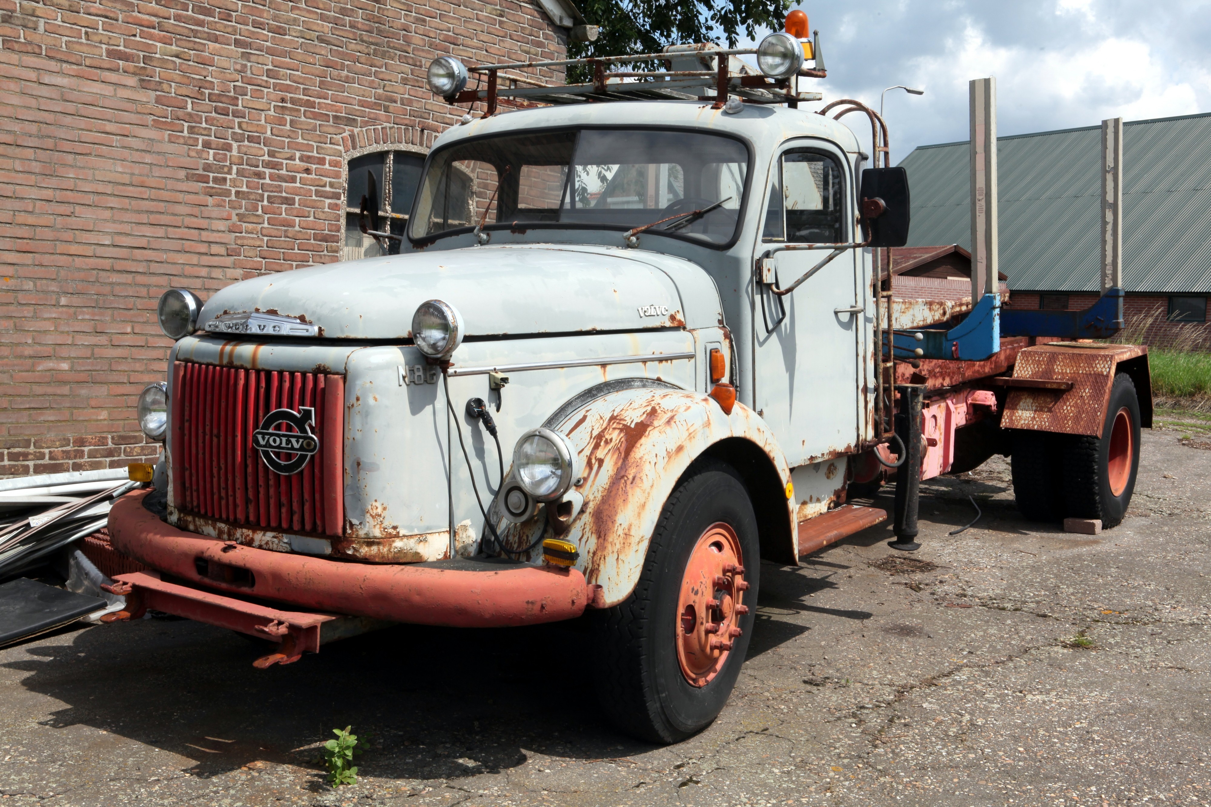 Volvo N 86 Truck