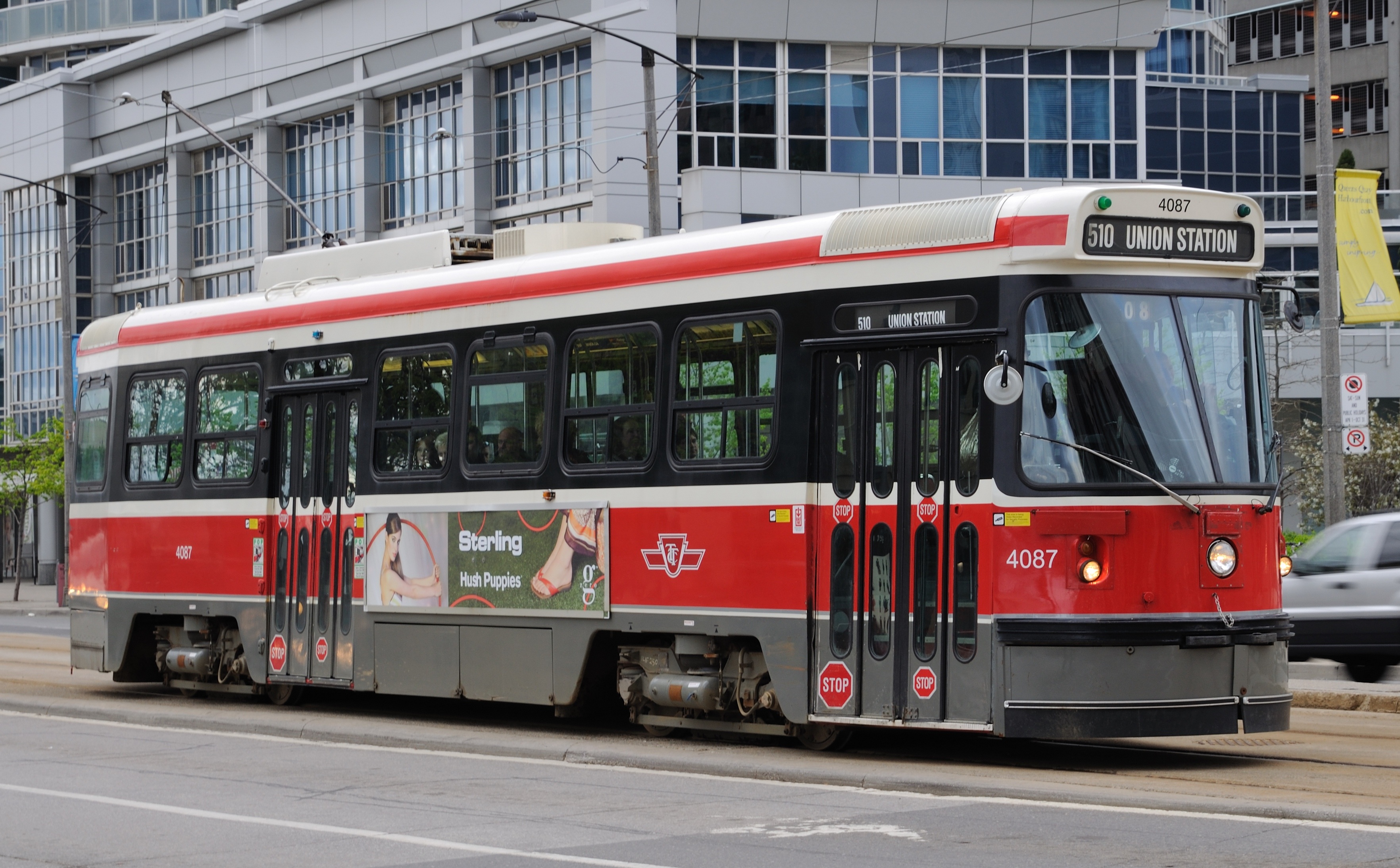 Toronto - ON - Street Car
