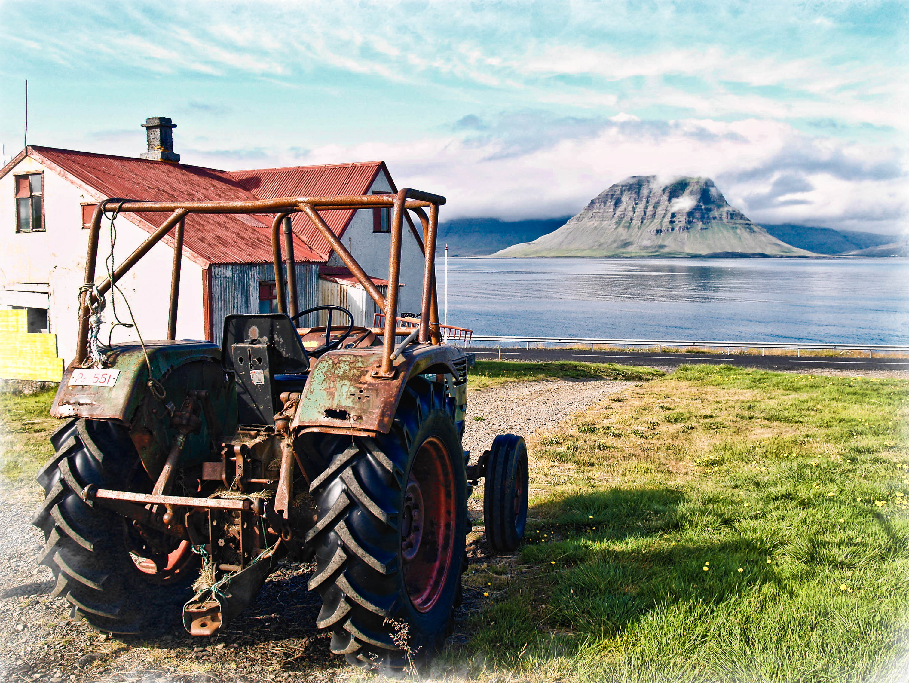 Tractor, house and Kirkjufell