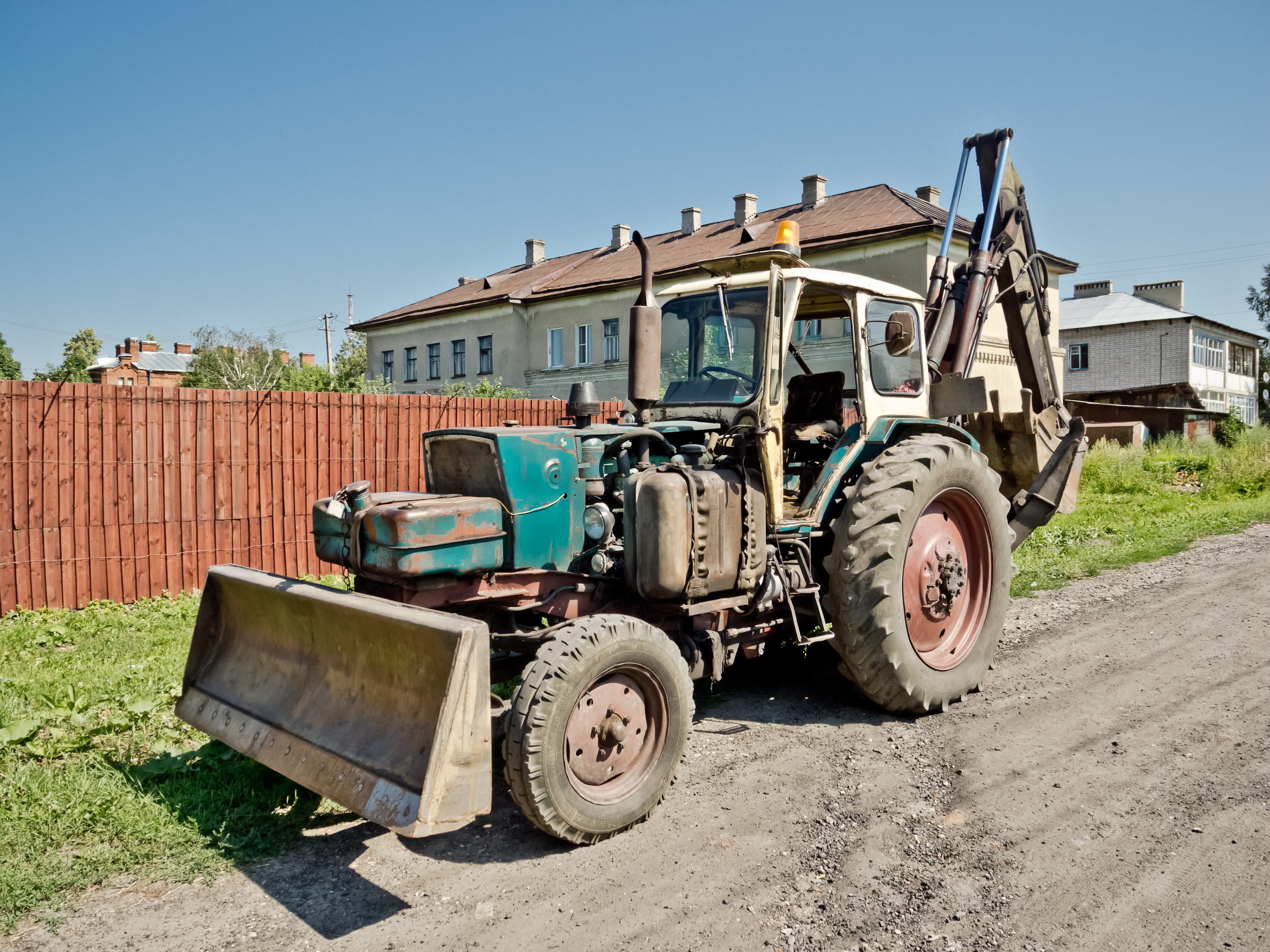Tractor in Galich