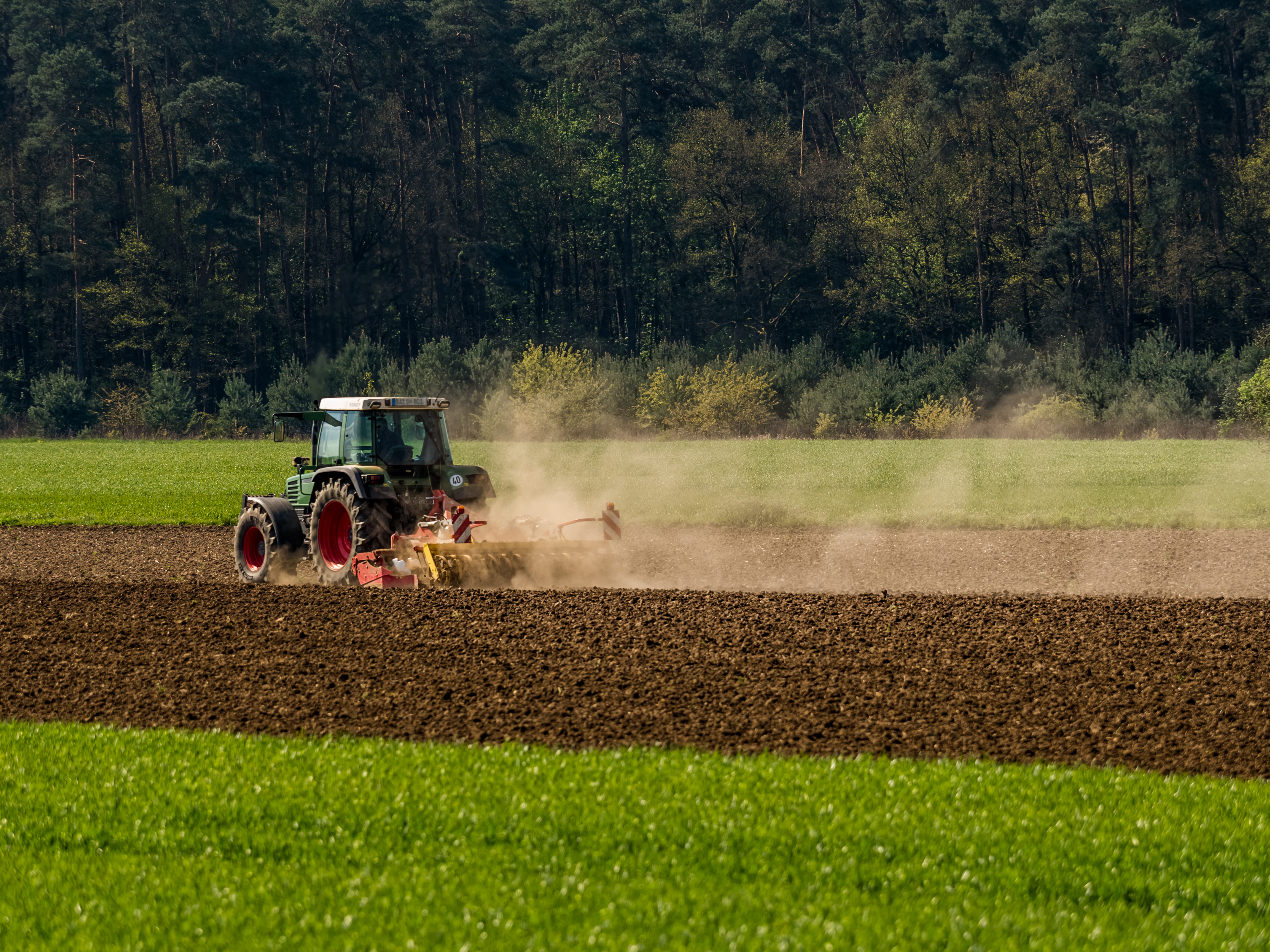Traktor-Fendt 510 C -mit-Egge-5022808
