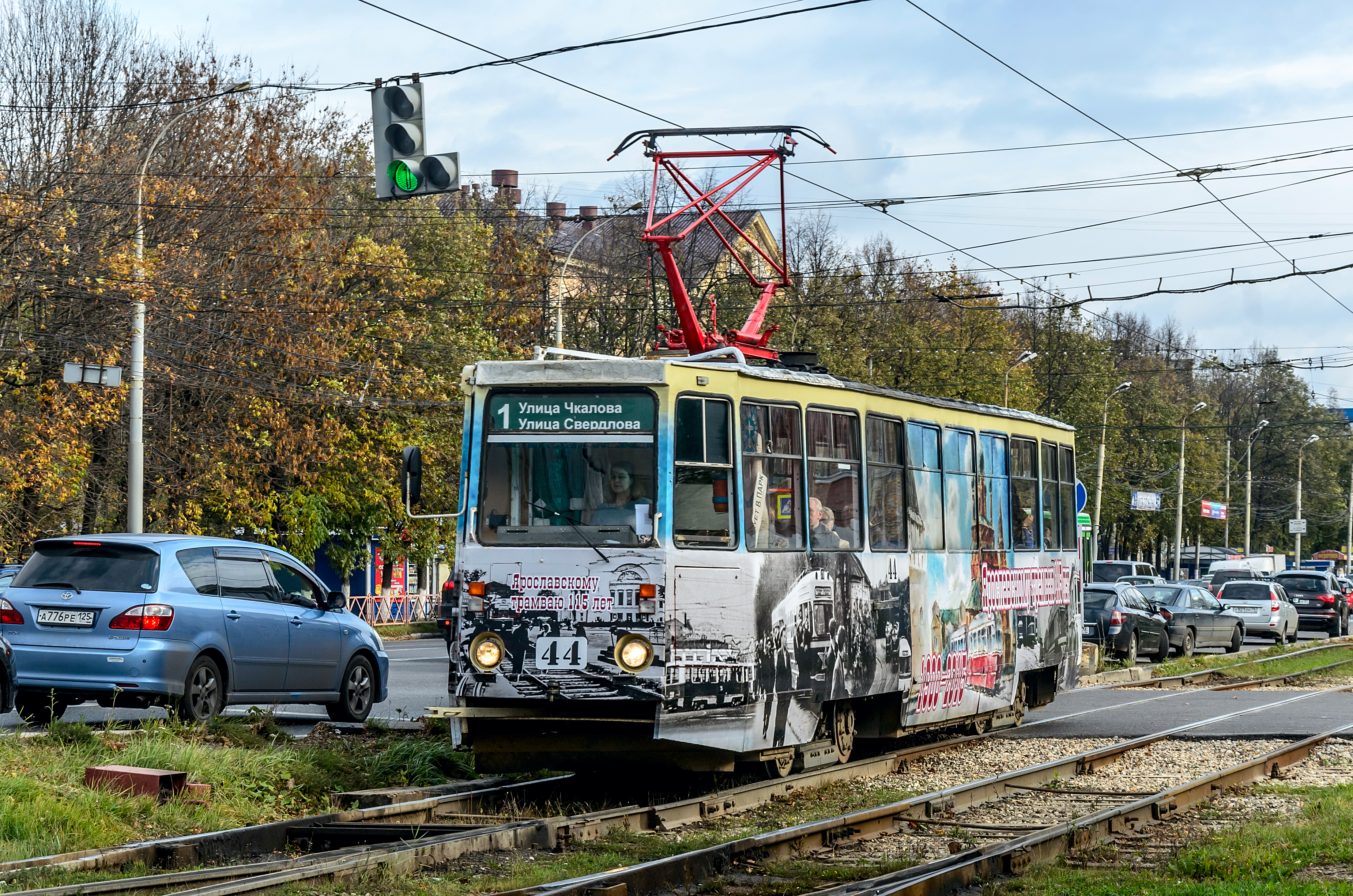 Tram 71-605 in Yaroslavl 01