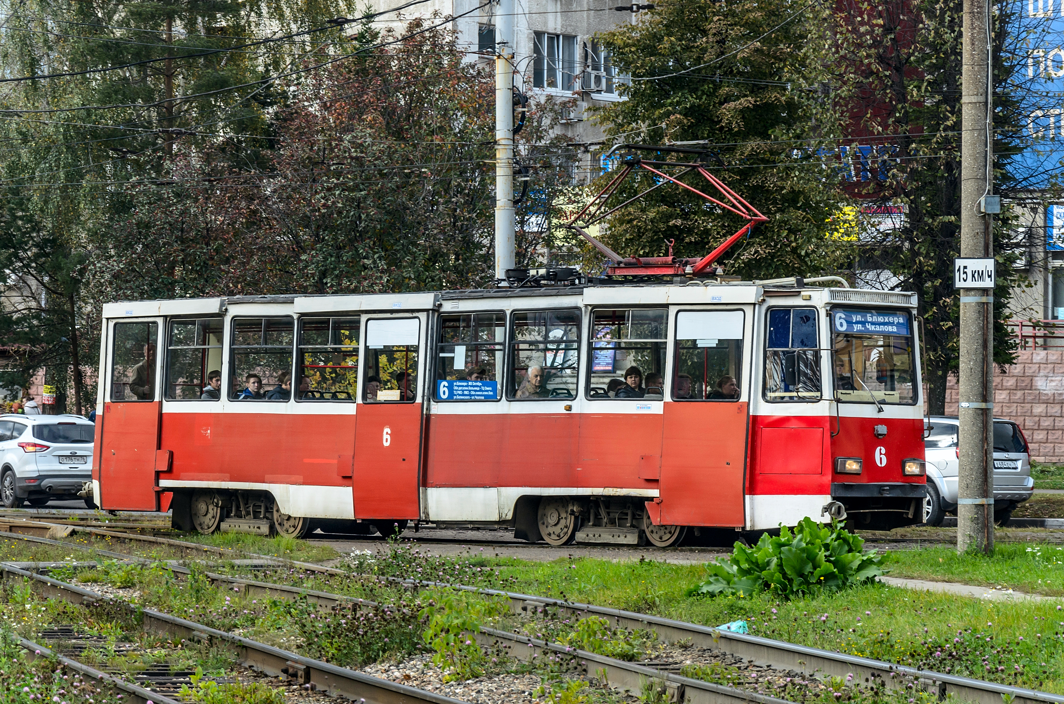 Tram 71-605 in Yaroslavl 02