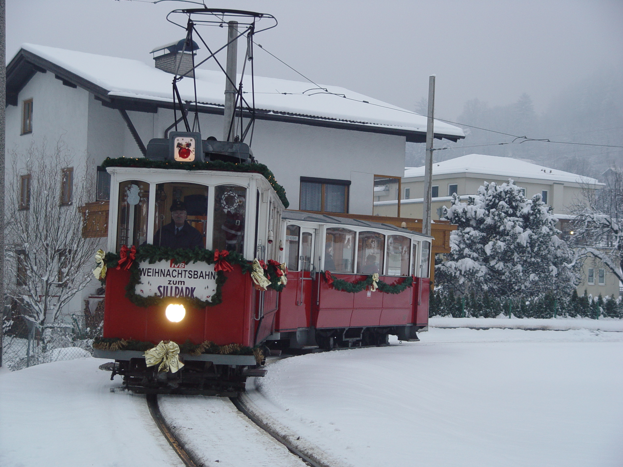 TW19 BW147 weihnachtsbahn amras