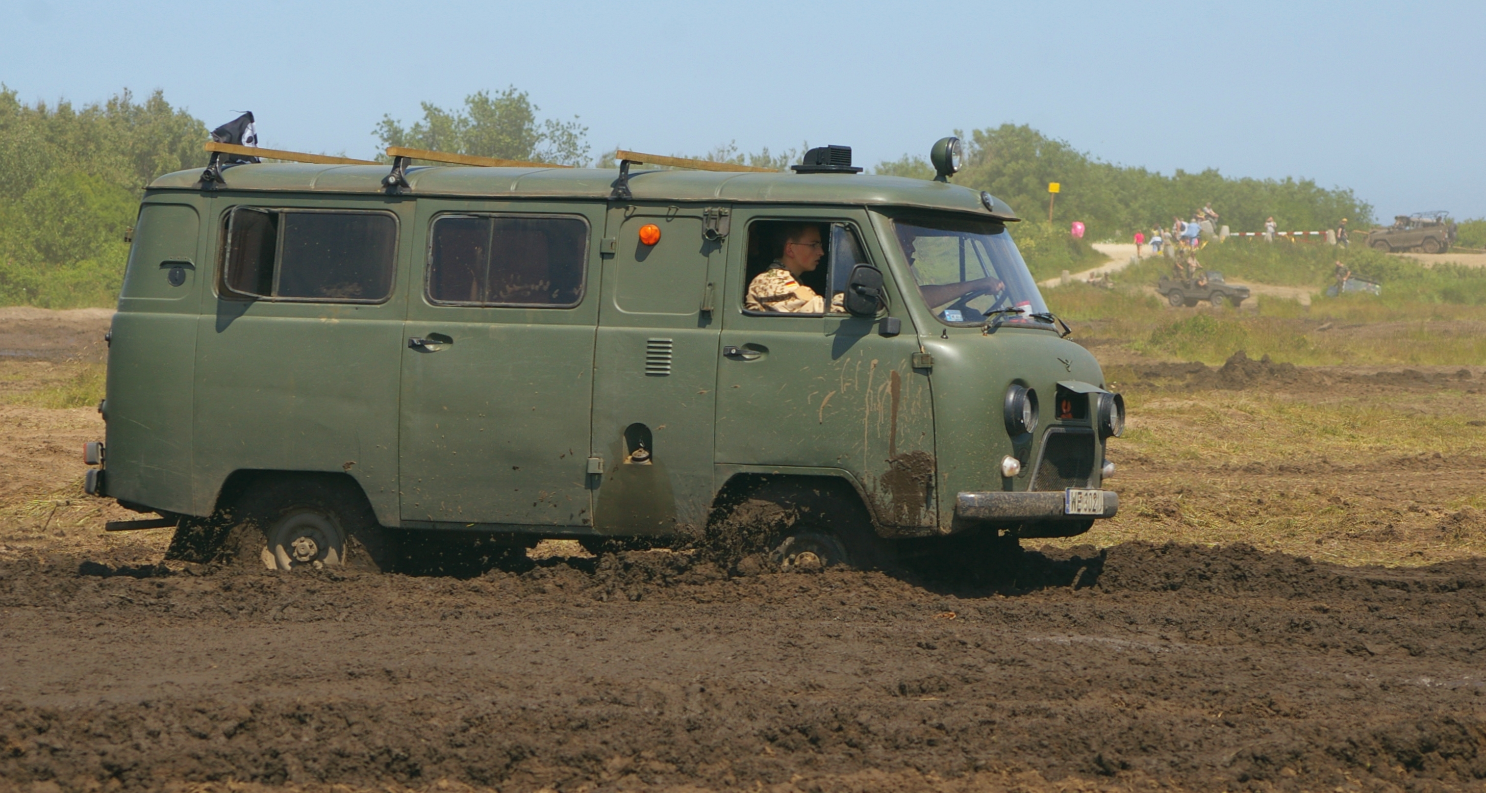 UAZ-452