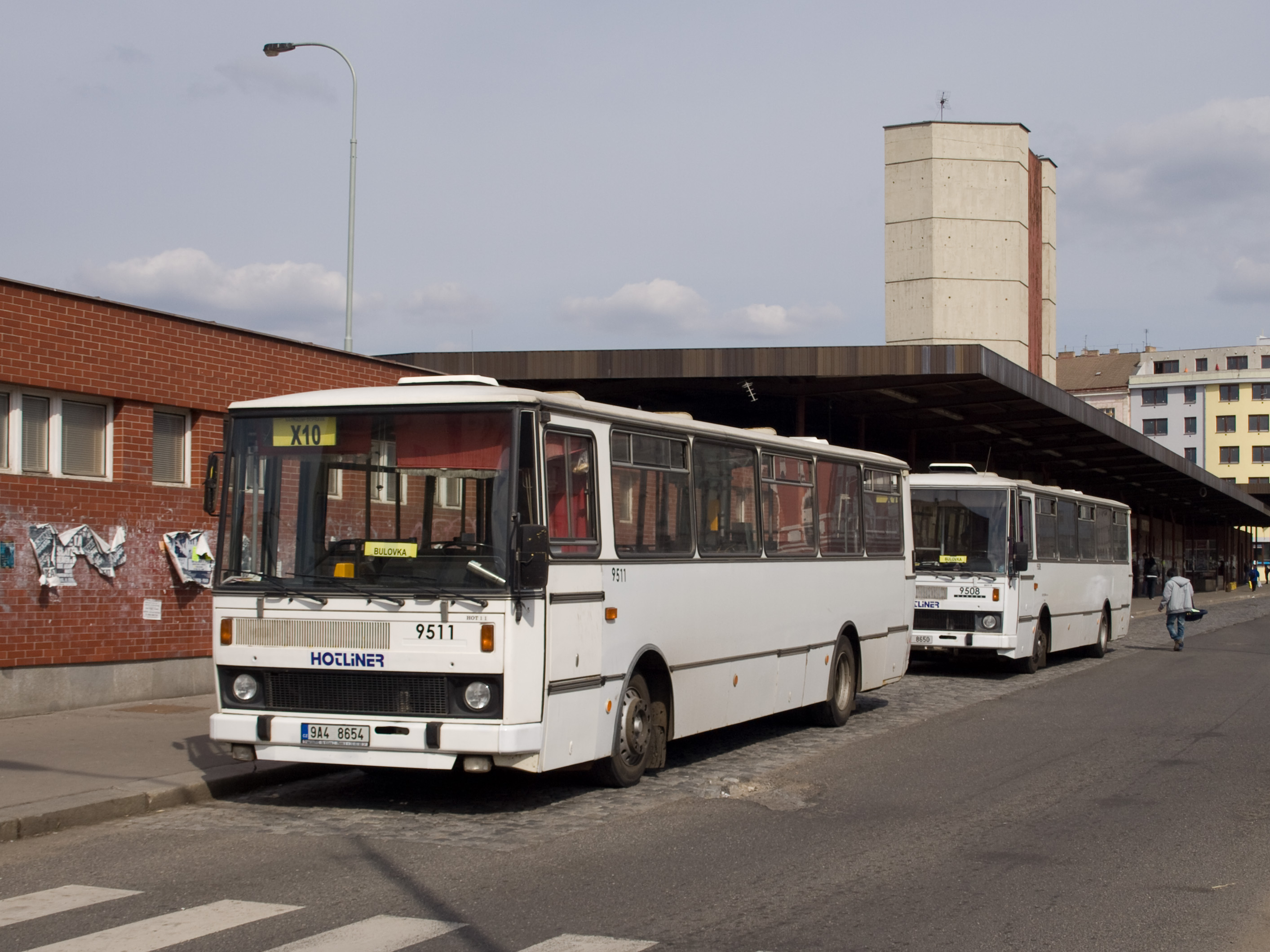 Výluka Zenklova, autobusy NAD