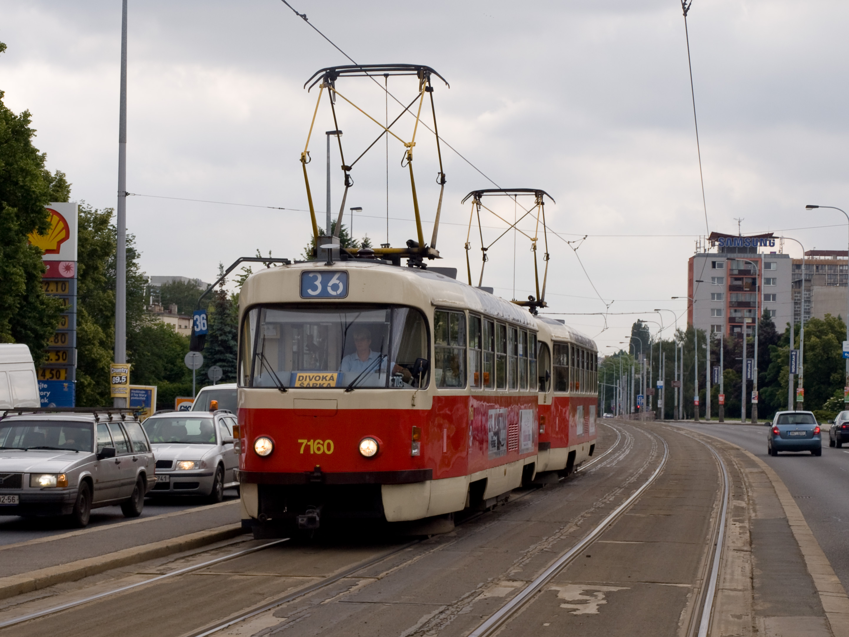 Vozovna Vokovice, zastávka, Tatra T3SUCS