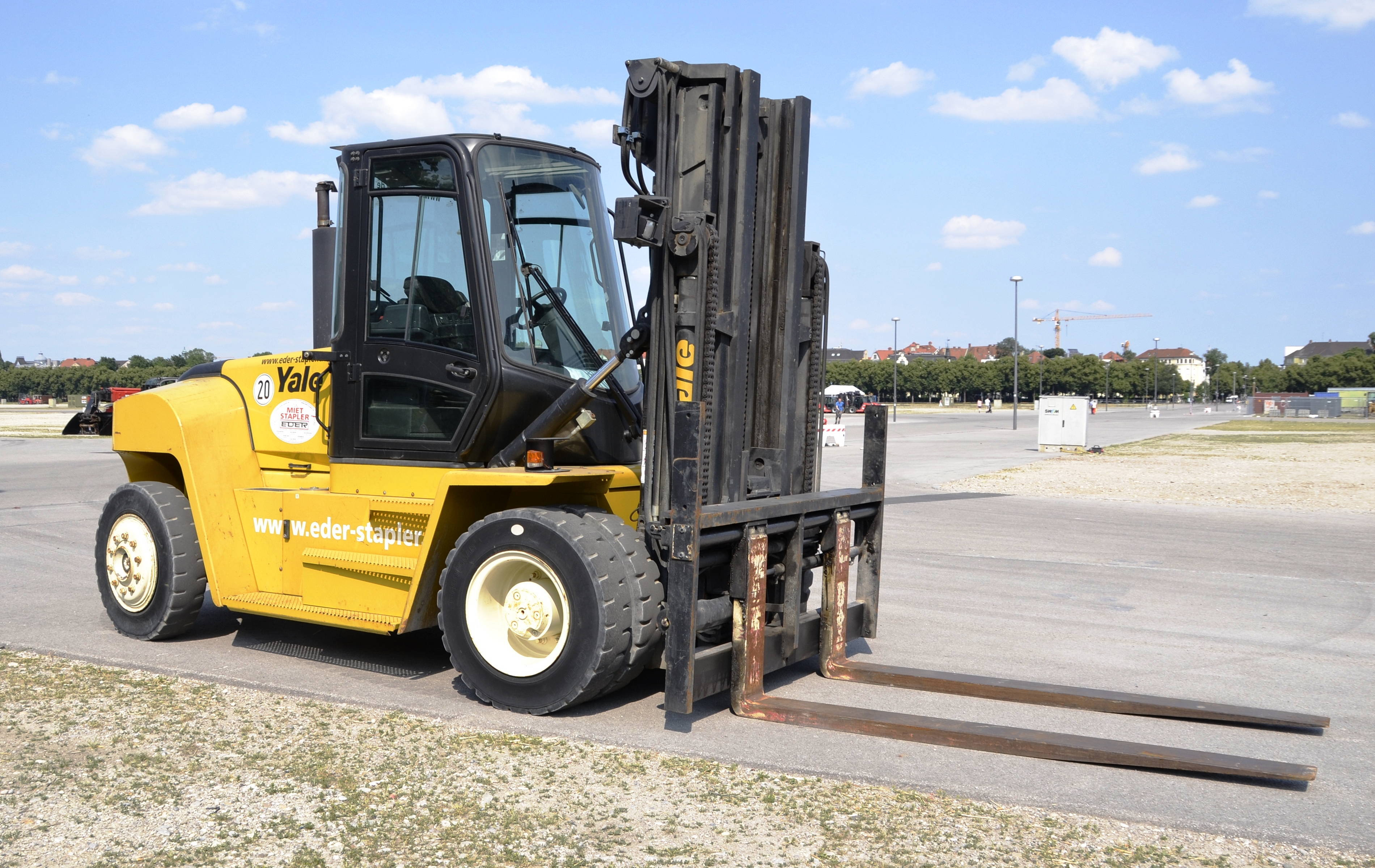 Yale forklift - 2013