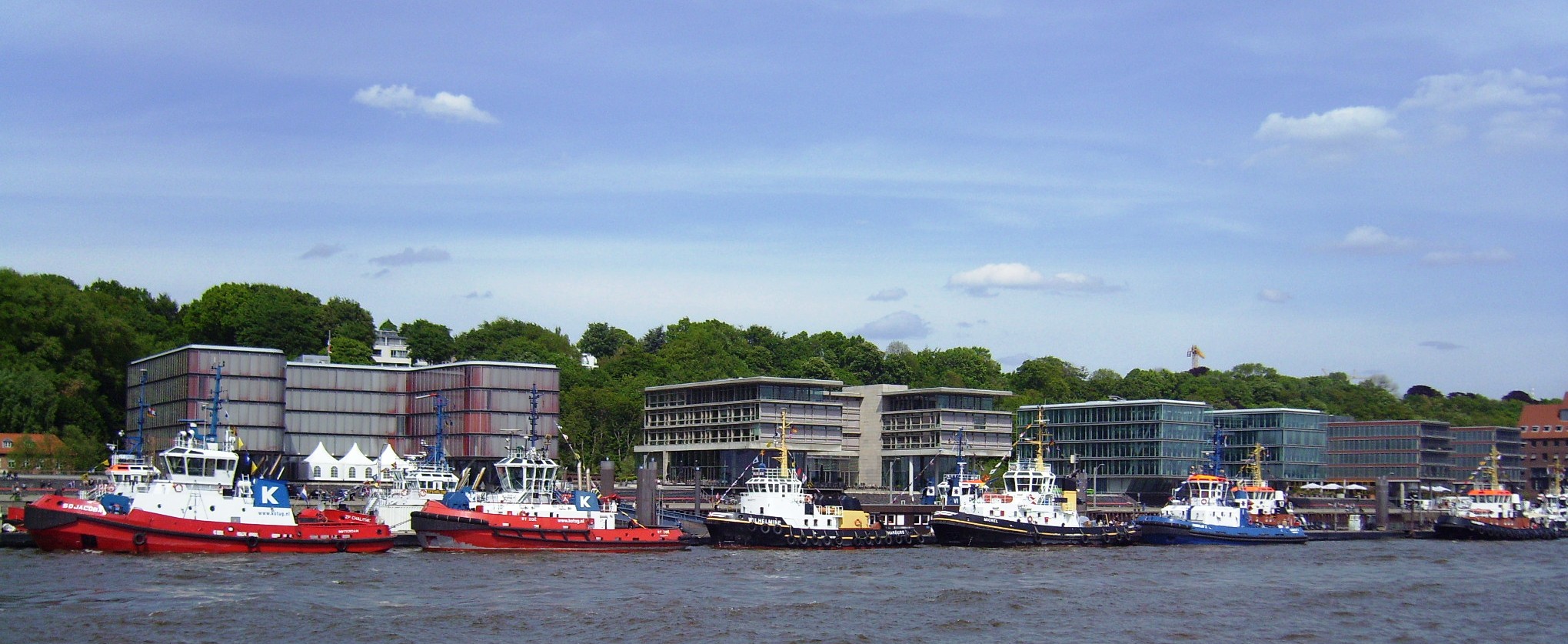 2009 05 00 Tugs k