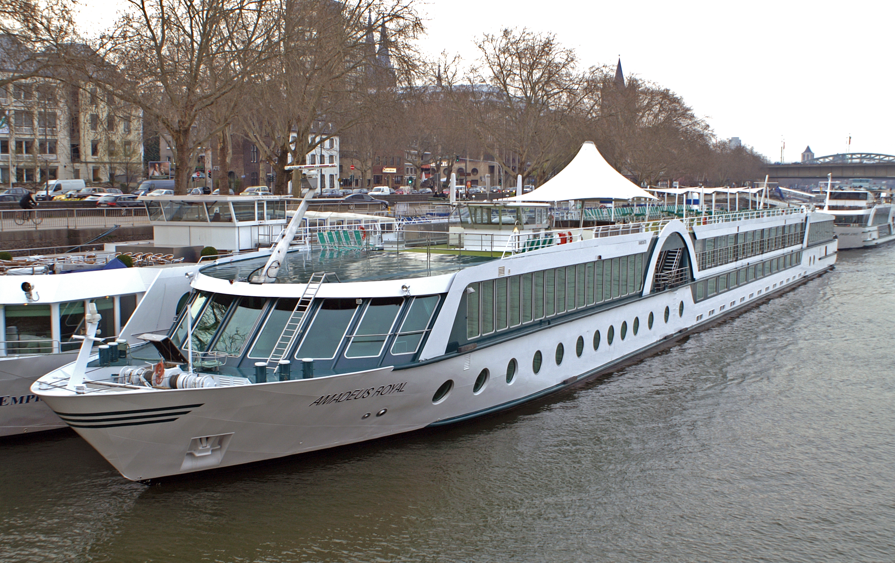 Amadeus Royal (ship, 2005) 003