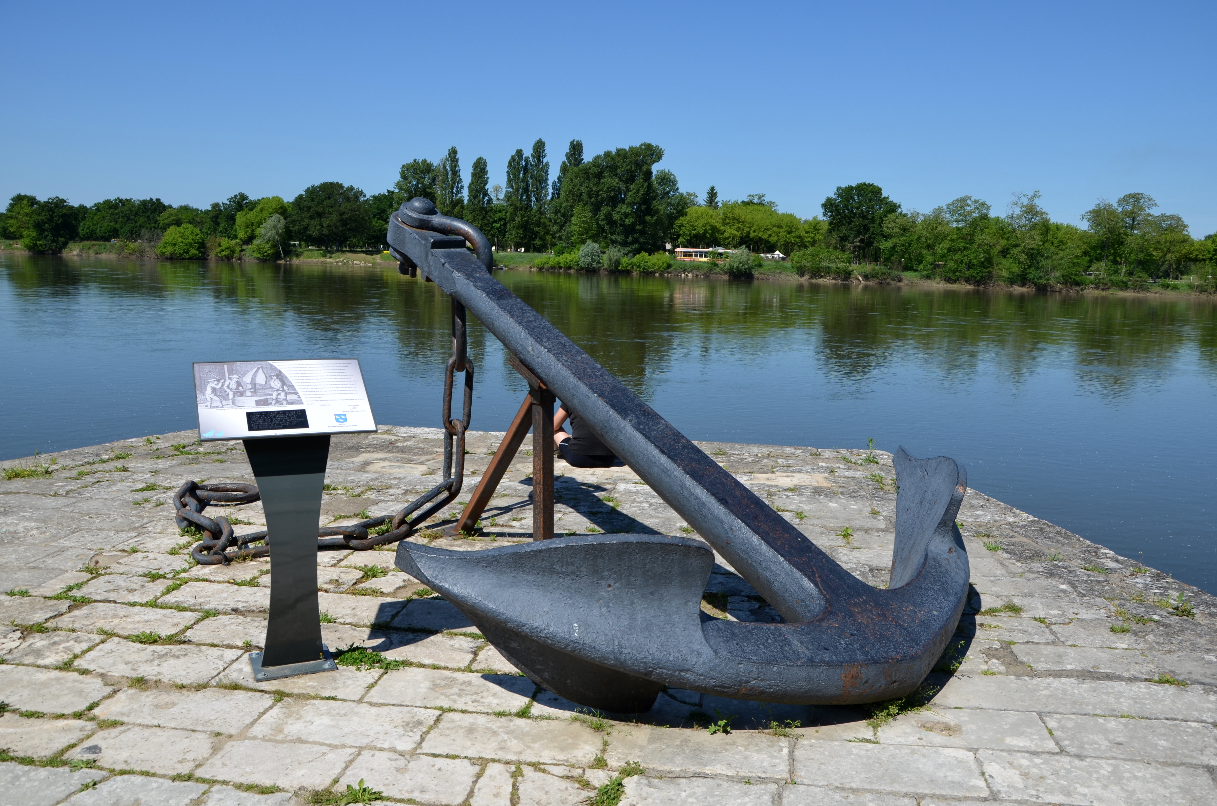 Ancre a Cosne sur Loire DSC 0029